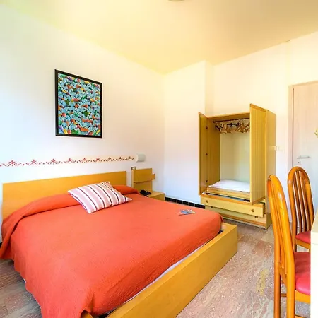 La Rotonda Hotel 2*